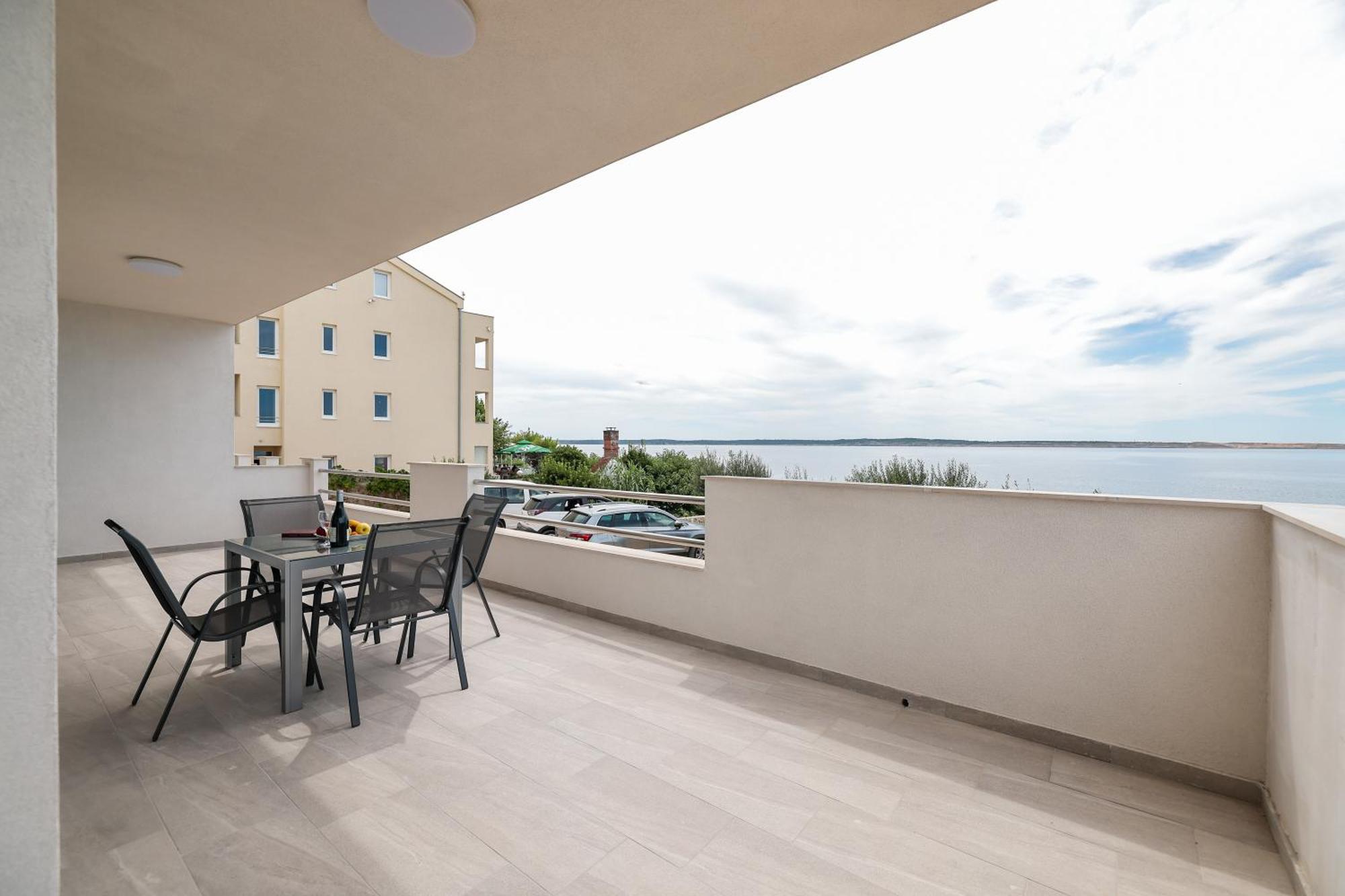 Beachfront Apartments Tic With Seaview Miletici 외부 사진