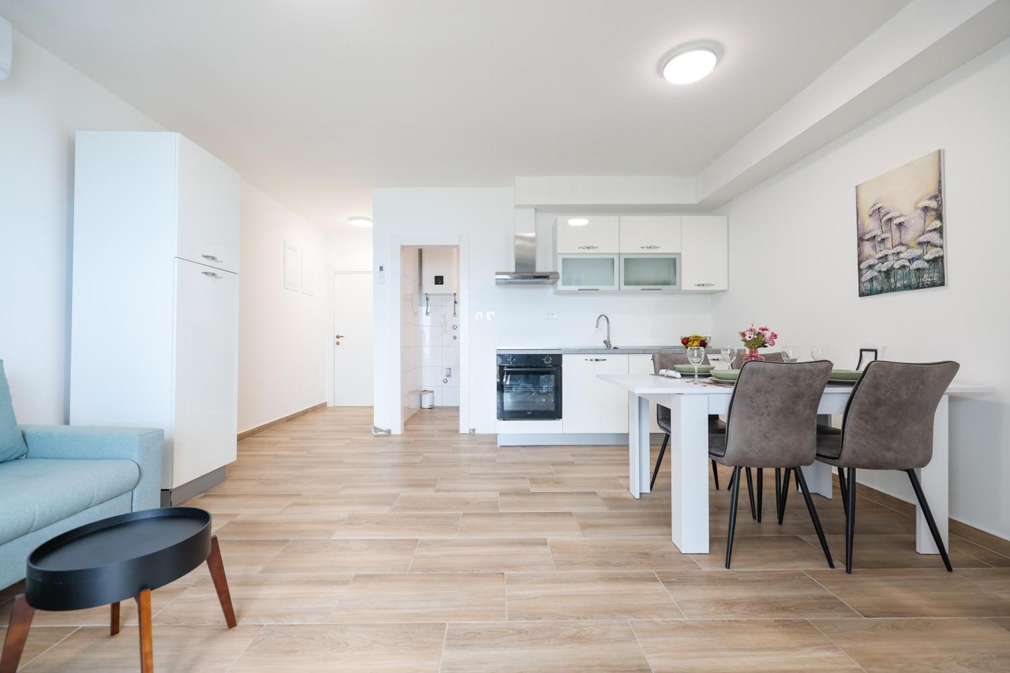 Beachfront Apartments Tic With Seaview Miletici 외부 사진