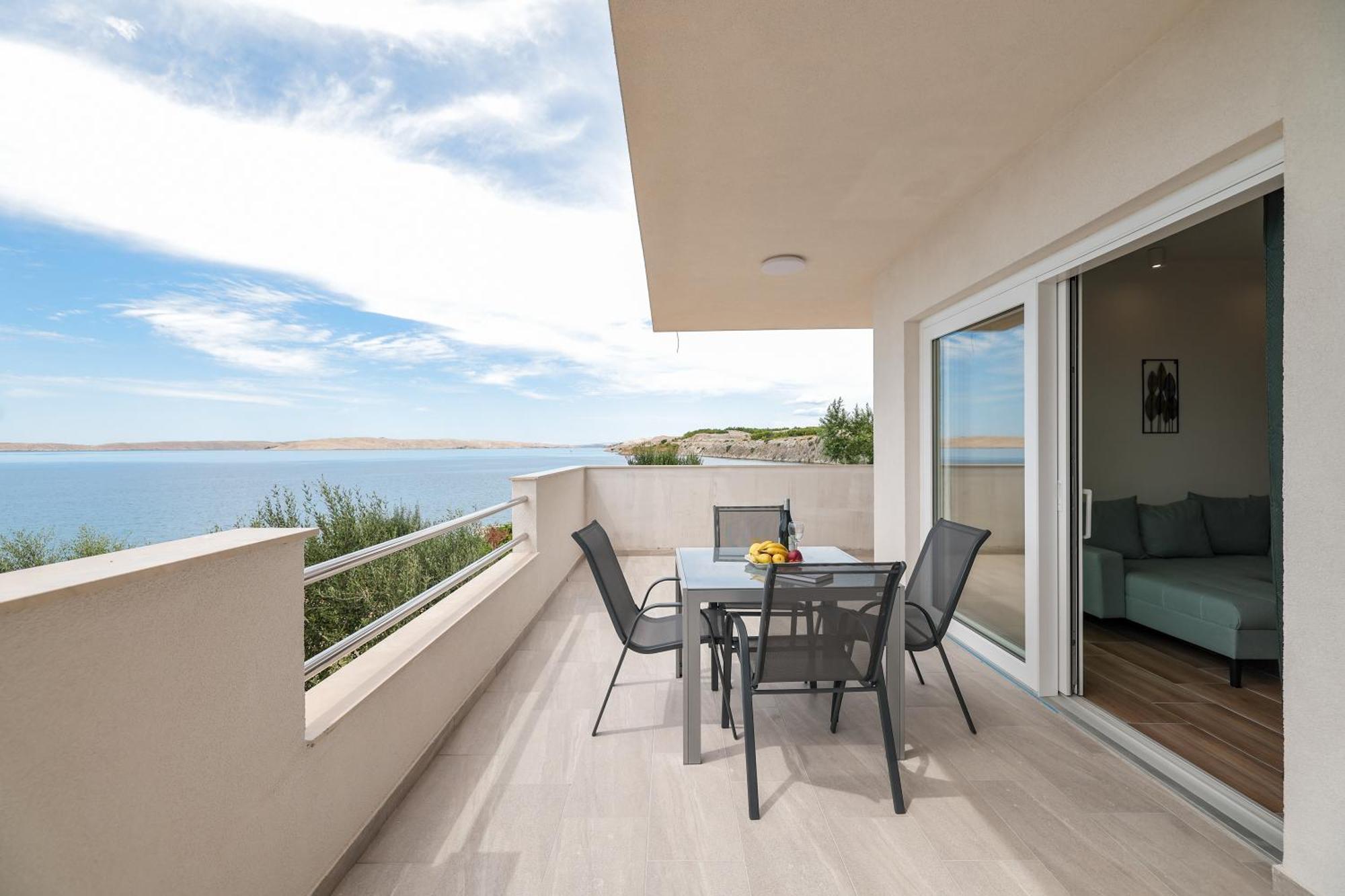 Beachfront Apartments Tic With Seaview Miletici 외부 사진